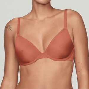 CUUP The Triangle 34D, Clay. NWOT